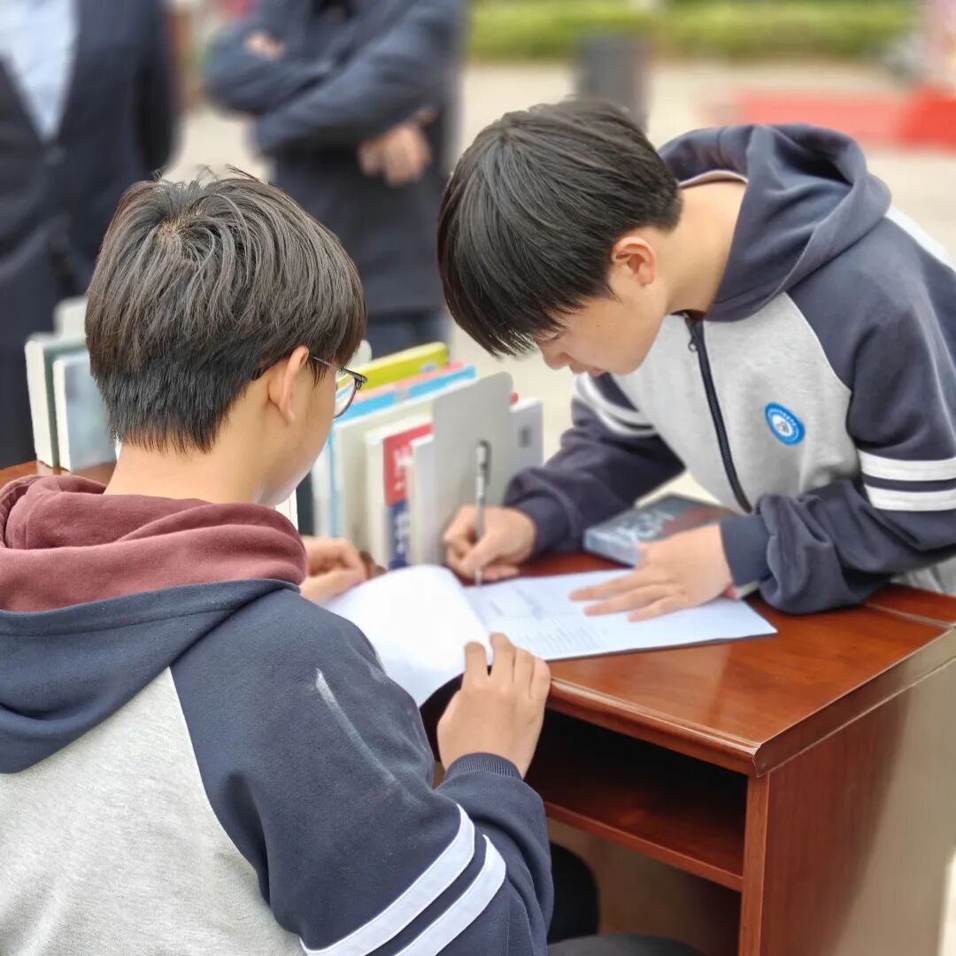 图片关键词