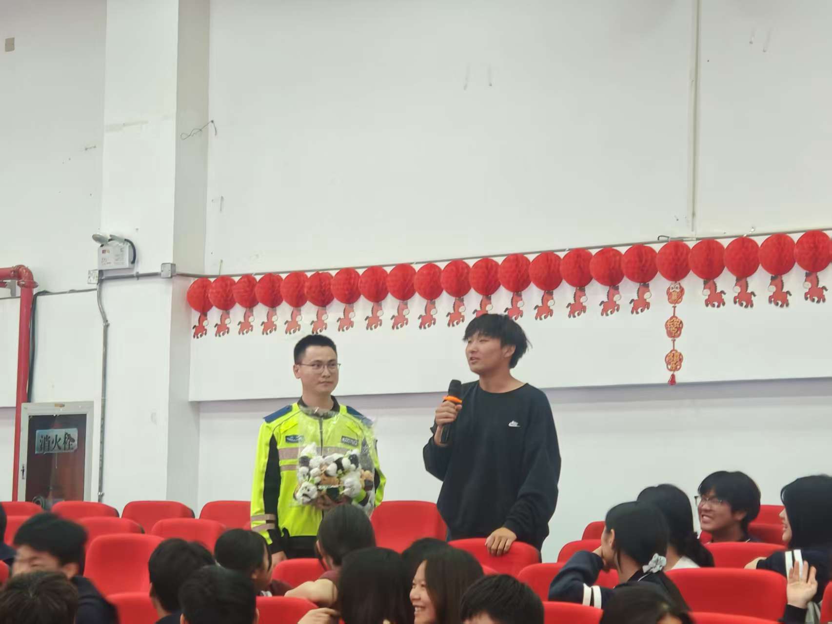 图片关键词 图片关键词