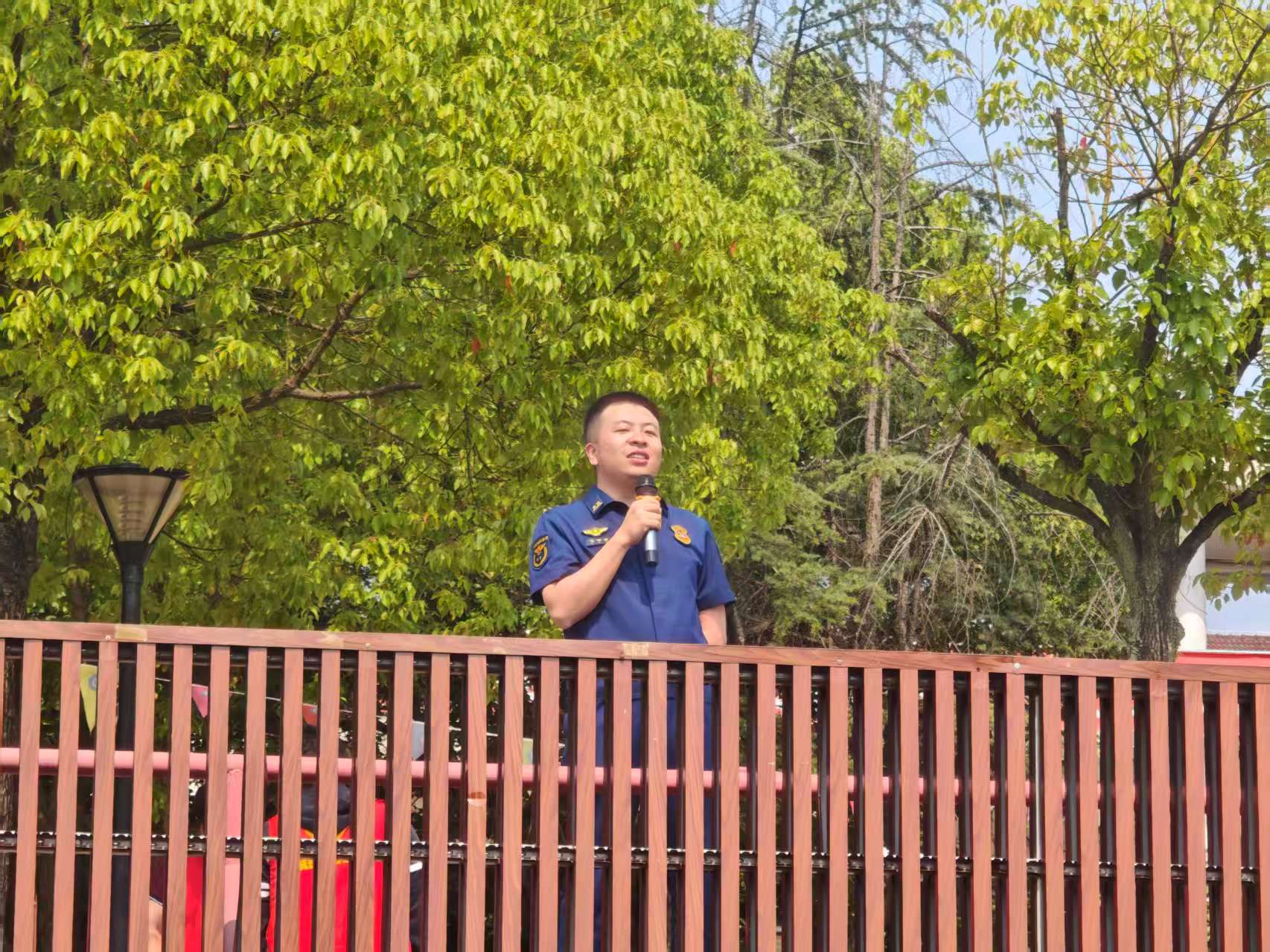 图片关键词