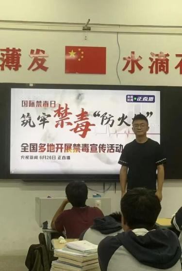 图片关键词 图片关键词